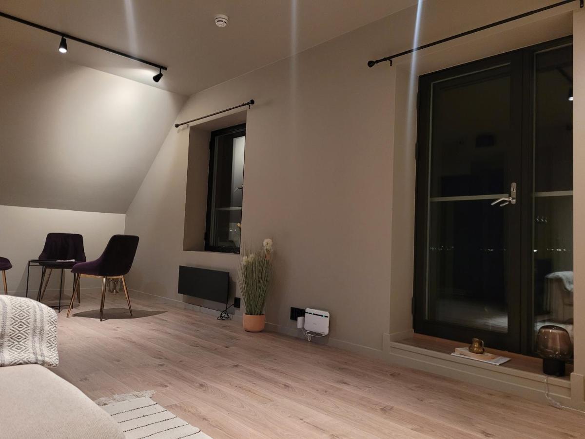 Single Elegant Room I Sentrum- Sea View Ålesund Buitenkant foto
